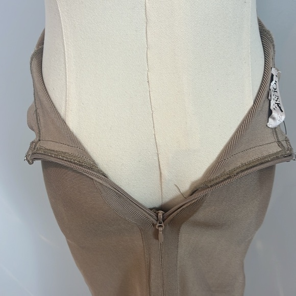 House of CB Giannelli Bandage Skirt and Matching Top - Picture 15 of 17